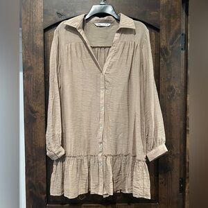 Zara Long Sleeve Cream Top - size S